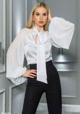 Шелковая блуза на завязках