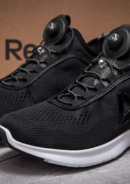 Кроссовки мужские в стиле Reebok Pump Plus Tech, черные (13161),  [  42 44 45  ]